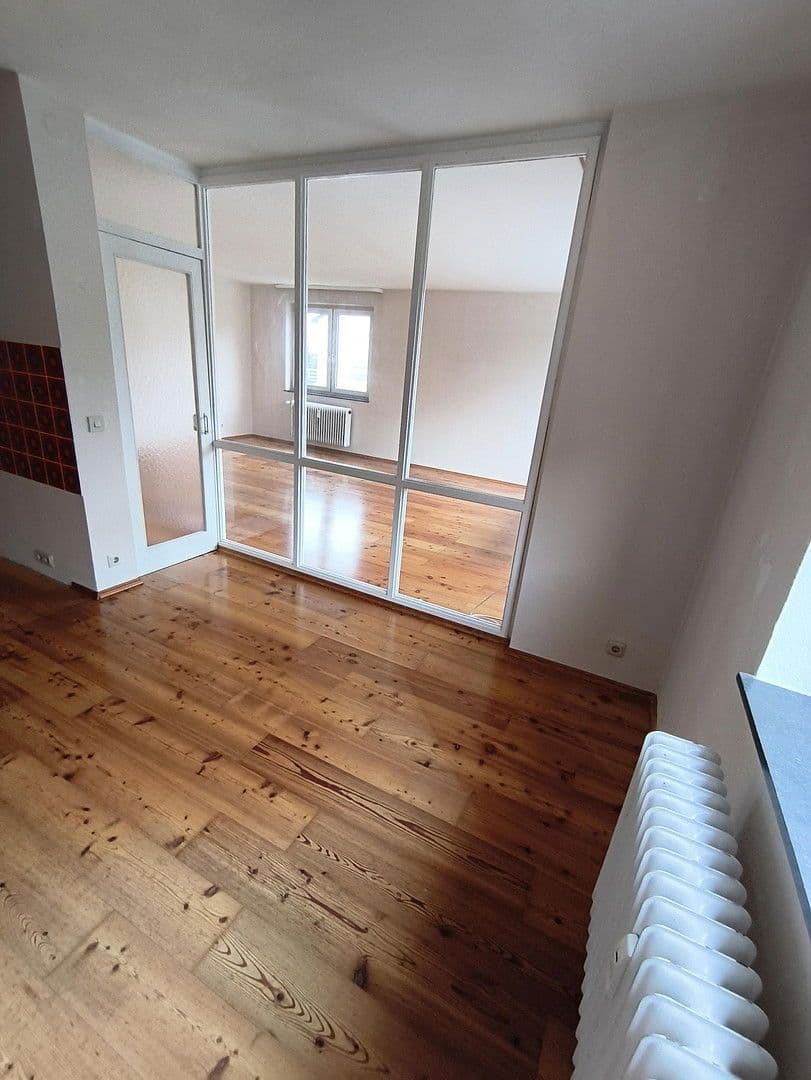 Prenájom bytu 3-izbový 83 m², Hasenrecher Weg, Bad Kreuznach, Porýnie-Falcko Prenájom bytu 3-izbový 83 m², Hasenrecher Weg, Bad Kreuznach, Porýnie-Falcko