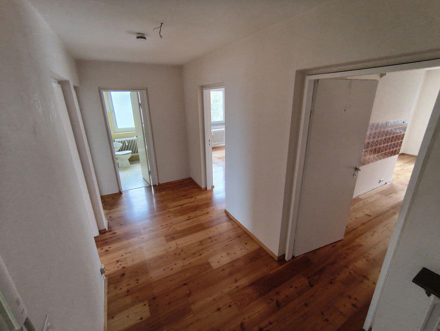 Prenájom bytu 3-izbový 83 m², Hasenrecher Weg, Bad Kreuznach, Porýnie-Falcko Prenájom bytu 3-izbový 83 m², Hasenrecher Weg, Bad Kreuznach, Porýnie-Falcko