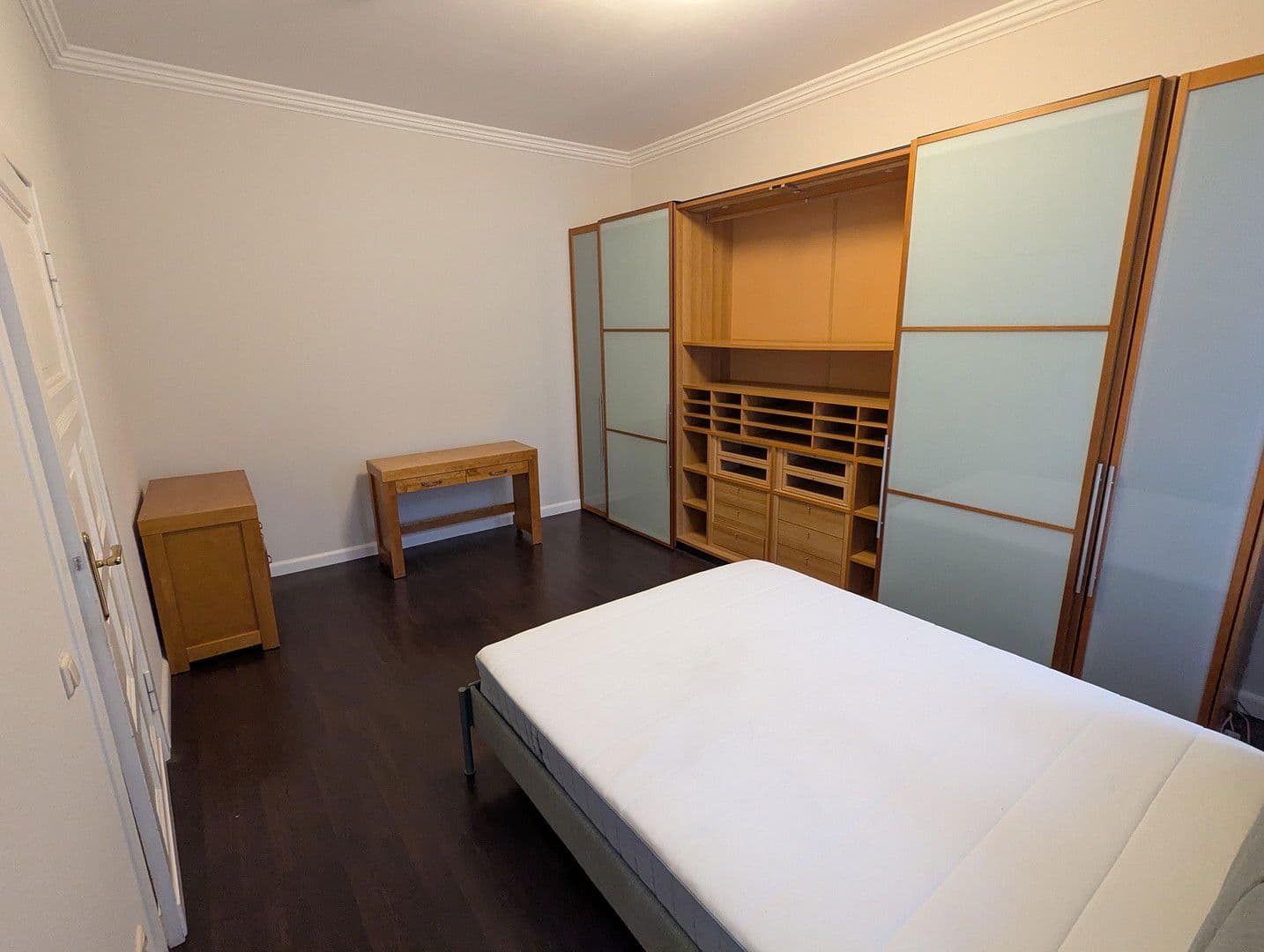 Predaj bytu 3-izbový 110 m², berlin, Berlín Predaj bytu 3-izbový 110 m², berlin, Berlín