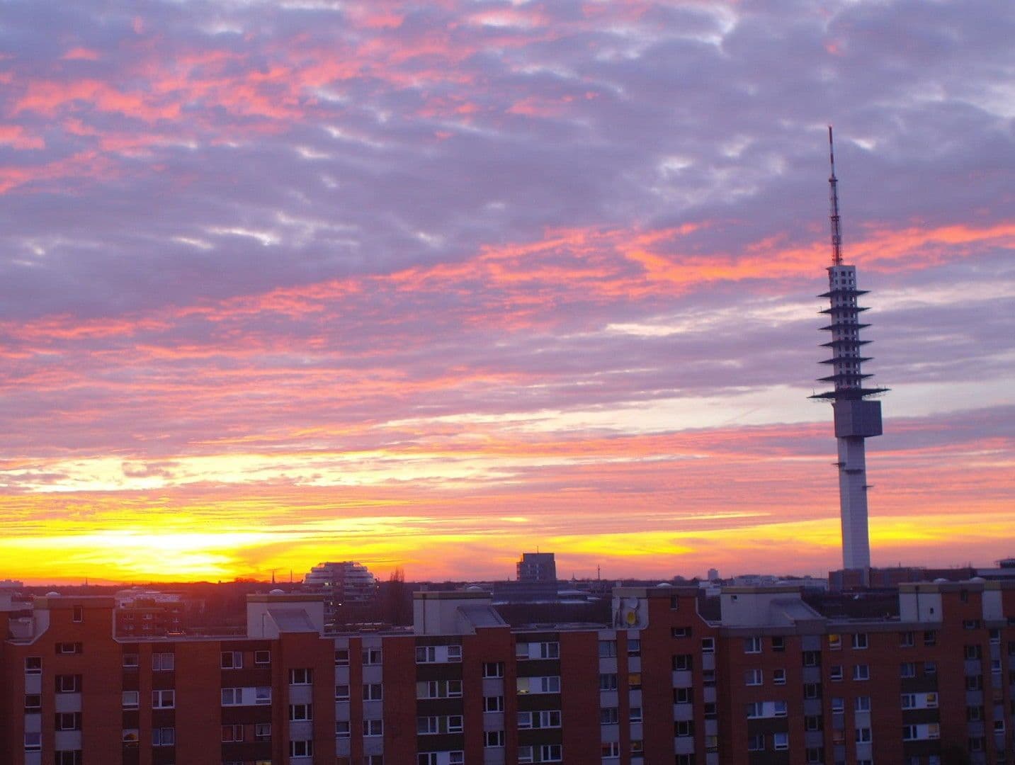 Predaj bytu 6-izbový 129 m², Meitnerstr. 4, Hannover, Dolné Sasko Predaj bytu 6-izbový 129 m², Meitnerstr. 4, Hannover, Dolné Sasko