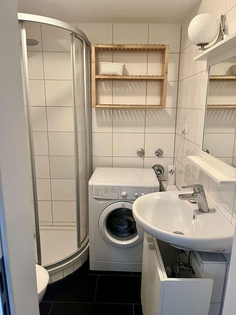 Predaj bytu 1-izbový 35 m², Köln, Severné Porýnie - Westfálsko Predaj bytu 1-izbový 35 m², Köln, Severné Porýnie - Westfálsko
