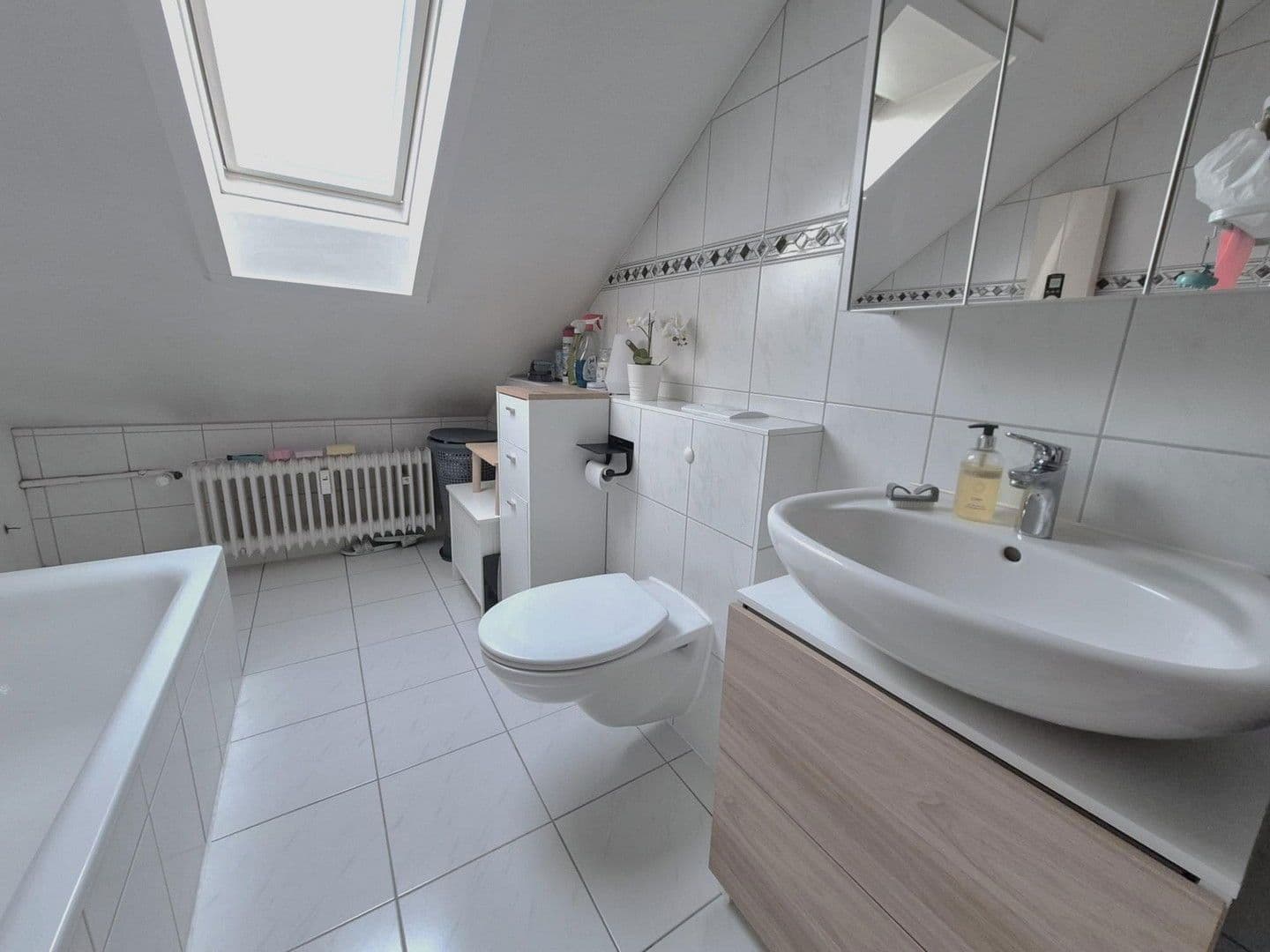 Prenájom bytu 3-izbový 85 m², Rödermark, Hesensko Prenájom bytu 3-izbový 85 m², Rödermark, Hesensko