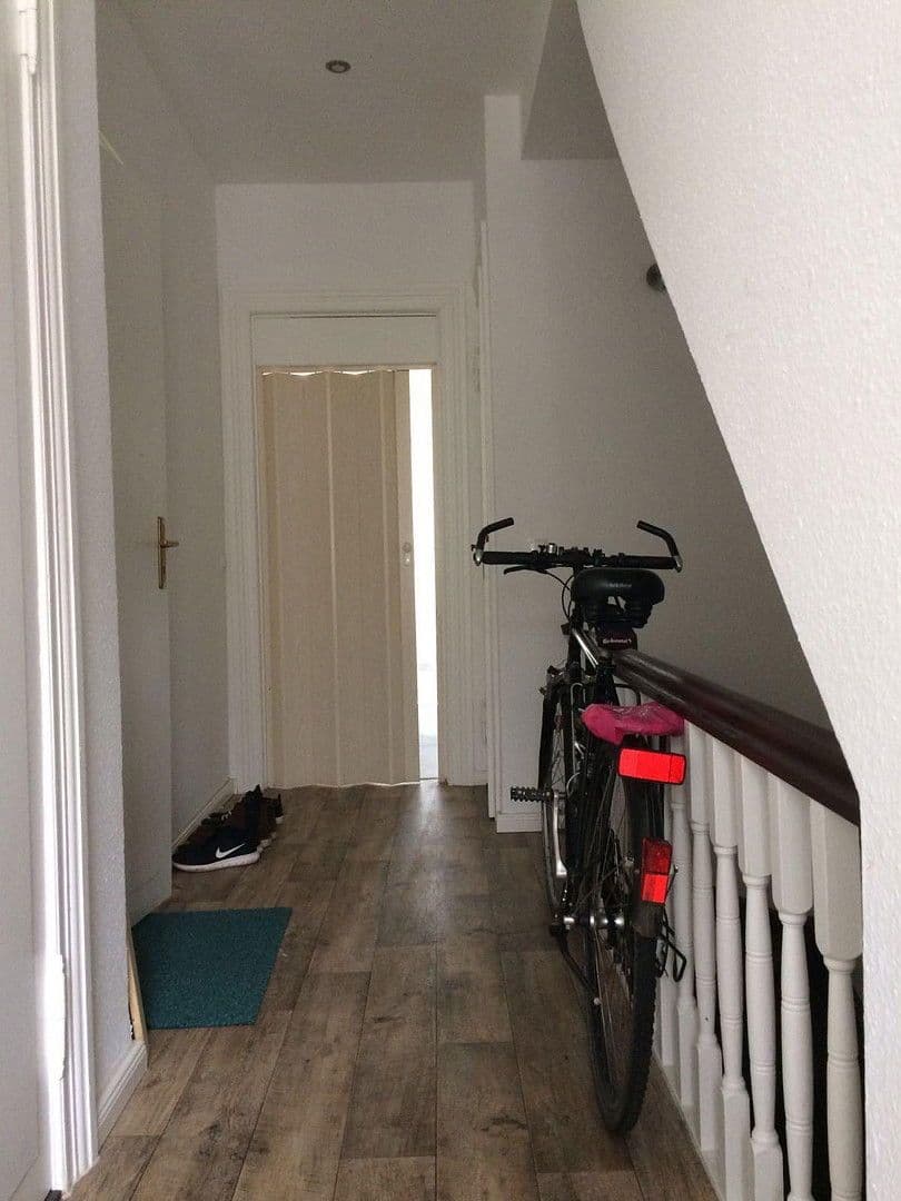 Predaj domu 180 m², pozemek 139 m², Dorumstr. 8, Bremen, Brémy Predaj domu 180 m², pozemek 139 m², Dorumstr. 8, Bremen, Brémy