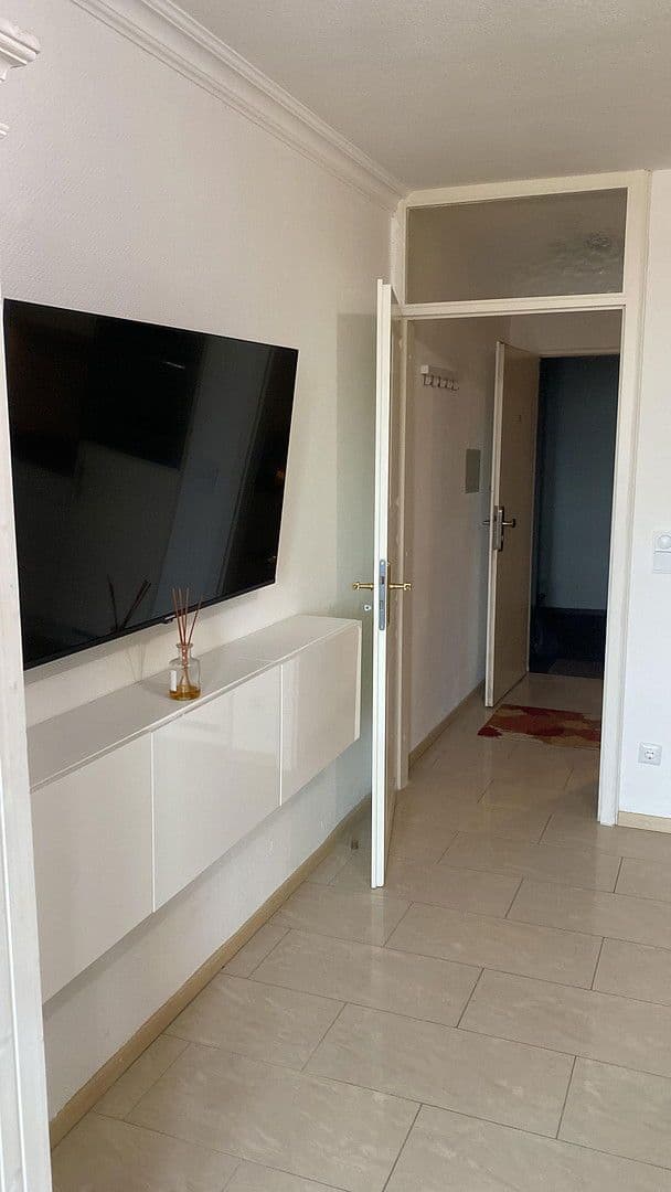 Prenájom bytu 1-izbový 30 m², Rosenbergstraße 44, Heilbronn, Bádensko-Wurttembersko Prenájom bytu 1-izbový 30 m², Rosenbergstraße 44, Heilbronn, Bádensko-Wurttembersko