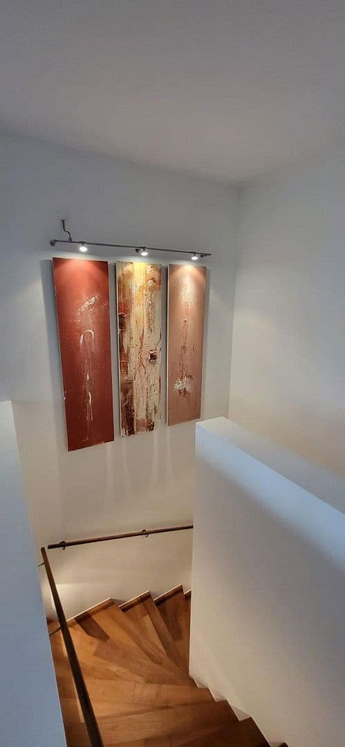 Prenájom bytu 2-izbový 92 m², Salzburg, Salzbursko Prenájom bytu 2-izbový 92 m², Salzburg, Salzbursko