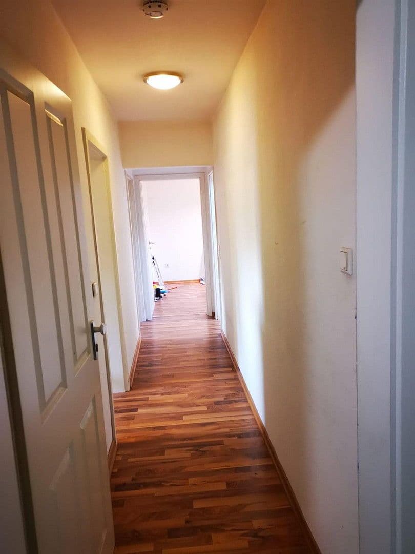 Prenájom bytu 2-izbový 41 m², Neustadtstraße 5, Leverkusen, Severné Porýnie - Westfálsko Prenájom bytu 2-izbový 41 m², Neustadtstraße 5, Leverkusen, Severné Porýnie - Westfálsko