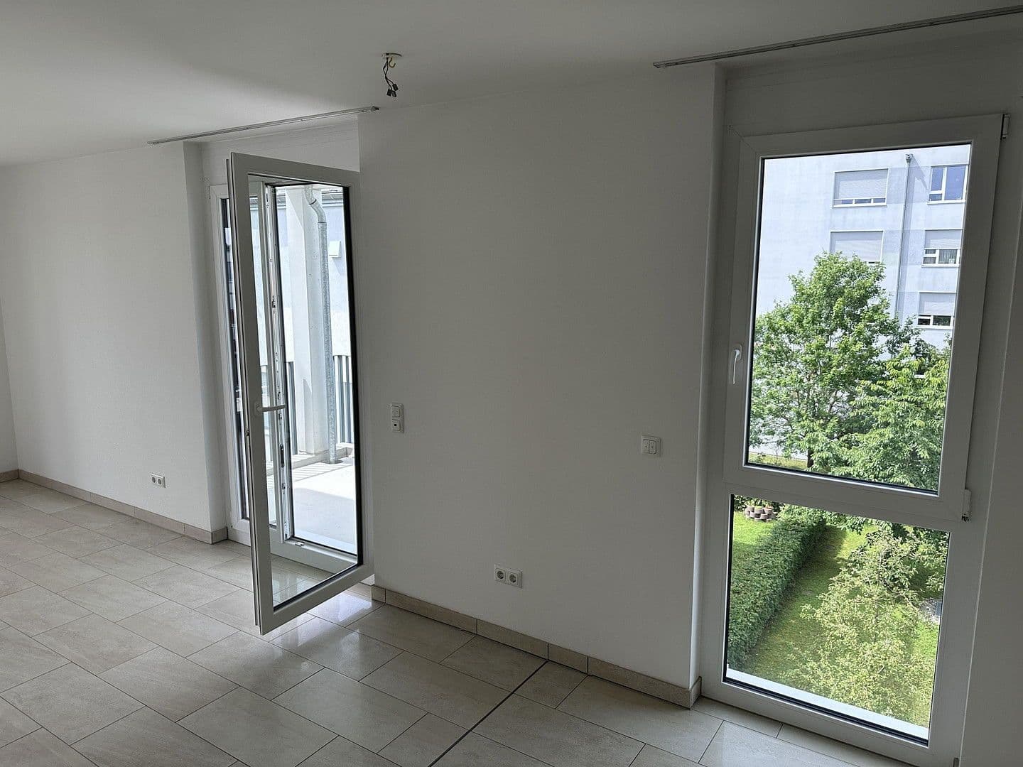 Predaj bytu 3-izbový 88 m², Theresienbogen 23, Unterschleißheim, Bavorsko Predaj bytu 3-izbový 88 m², Theresienbogen 23, Unterschleißheim, Bavorsko