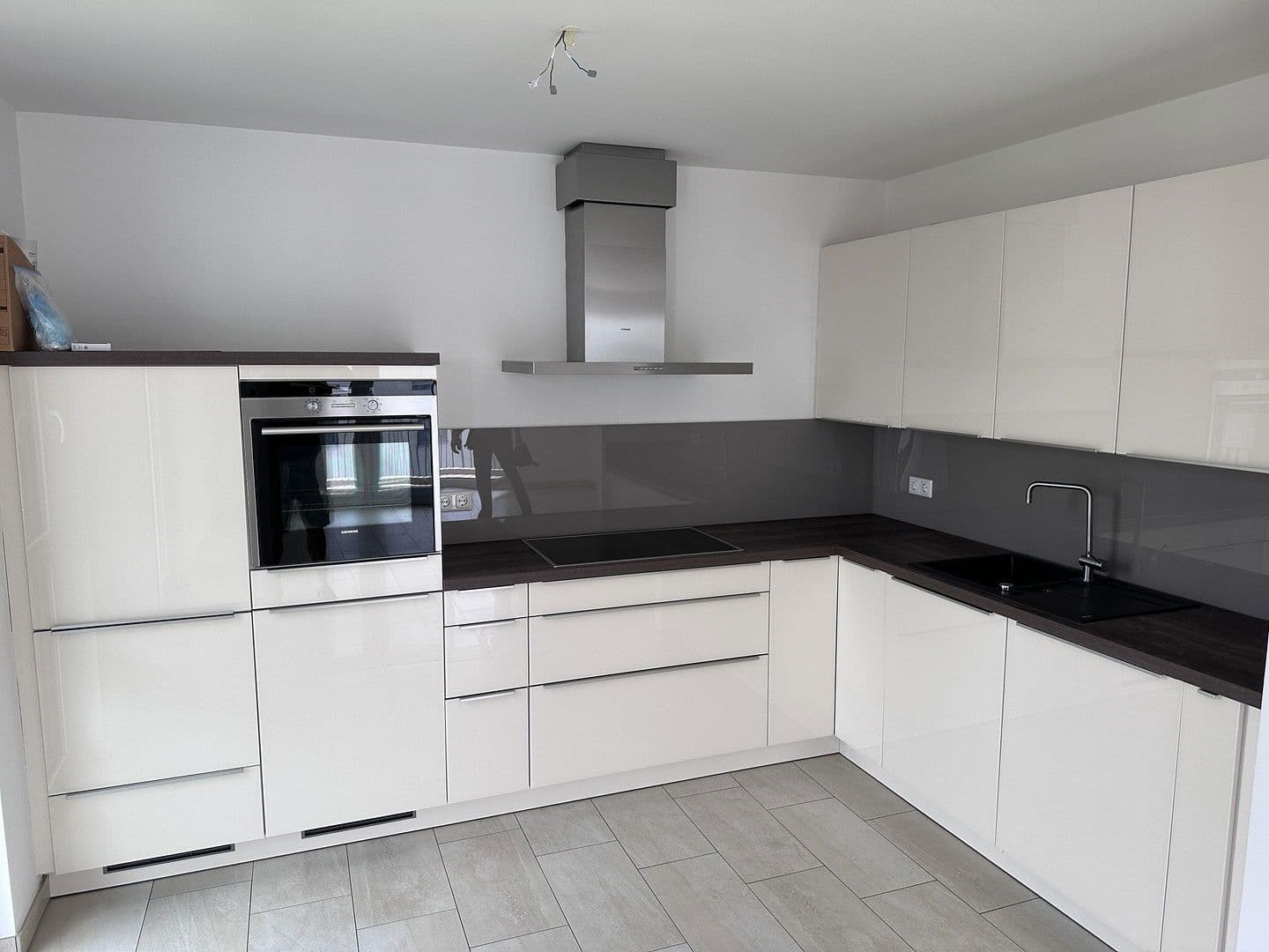 Predaj bytu 3-izbový 88 m², Theresienbogen 23, Unterschleißheim, Bavorsko Predaj bytu 3-izbový 88 m², Theresienbogen 23, Unterschleißheim, Bavorsko