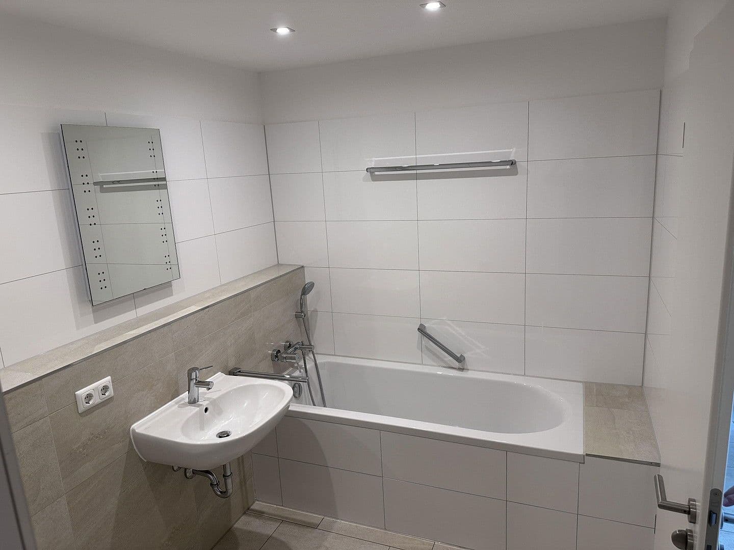 Predaj bytu 3-izbový 88 m², Theresienbogen 23, Unterschleißheim, Bavorsko Predaj bytu 3-izbový 88 m², Theresienbogen 23, Unterschleißheim, Bavorsko