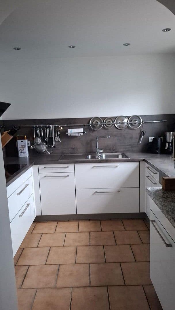 Predaj domu 170 m², pozemek 330 m², Forst an der Weinstraße, Porýnie-Falcko Predaj domu 170 m², pozemek 330 m², Forst an der Weinstraße, Porýnie-Falcko