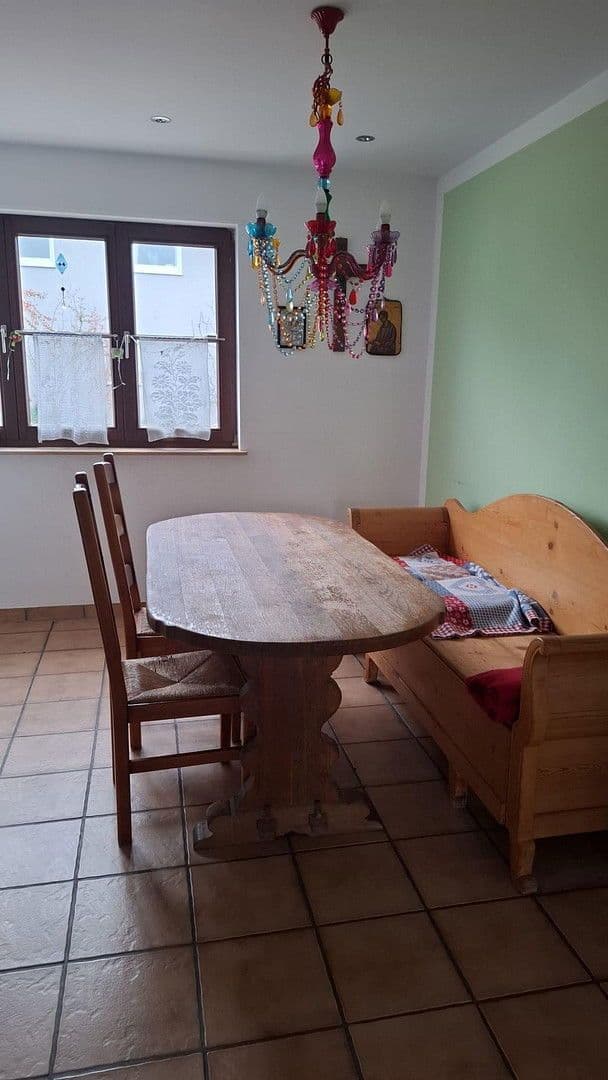 Predaj domu 170 m², pozemek 330 m², Forst an der Weinstraße, Porýnie-Falcko Predaj domu 170 m², pozemek 330 m², Forst an der Weinstraße, Porýnie-Falcko