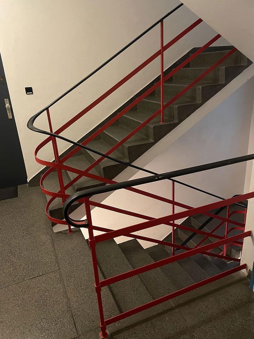 Prenájom bytu 2-izbový 71 m², Zillestraße 2, Berlin, Berlín Prenájom bytu 2-izbový 71 m², Zillestraße 2, Berlin, Berlín