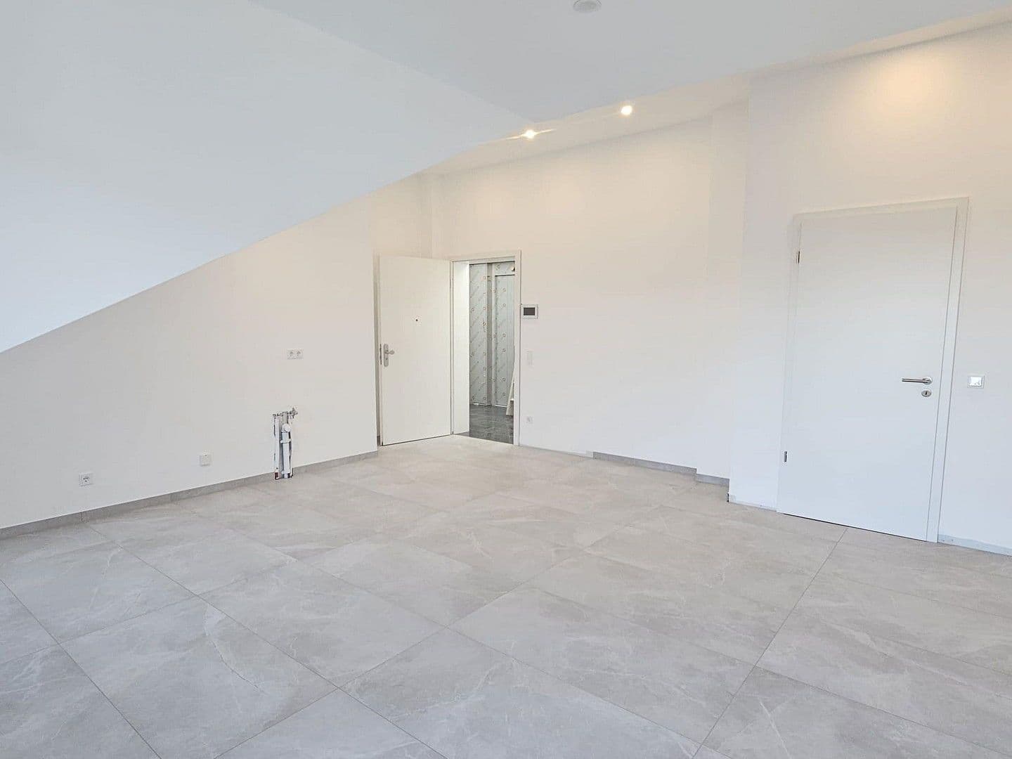 Prenájom bytu 2-izbový 68 m², Büscherhof 13b, Waldbröl, Severné Porýnie - Westfálsko Prenájom bytu 2-izbový 68 m², Büscherhof 13b, Waldbröl, Severné Porýnie - Westfálsko