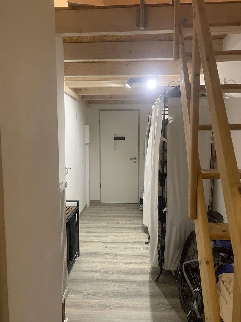 Prenájom bytu 1-izbový 44 m², Lange Straße 13, Osnabrück, Dolné Sasko Prenájom bytu 1-izbový 44 m², Lange Straße 13, Osnabrück, Dolné Sasko