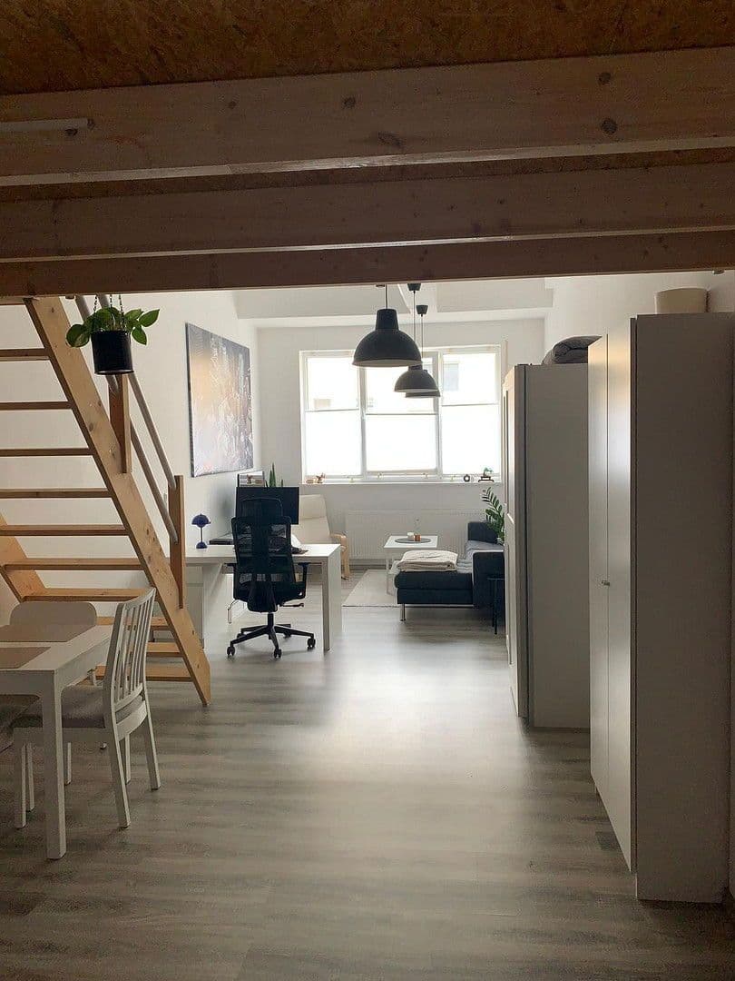 Prenájom bytu 1-izbový 44 m², Lange Straße 13, Osnabrück, Dolné Sasko Prenájom bytu 1-izbový 44 m², Lange Straße 13, Osnabrück, Dolné Sasko