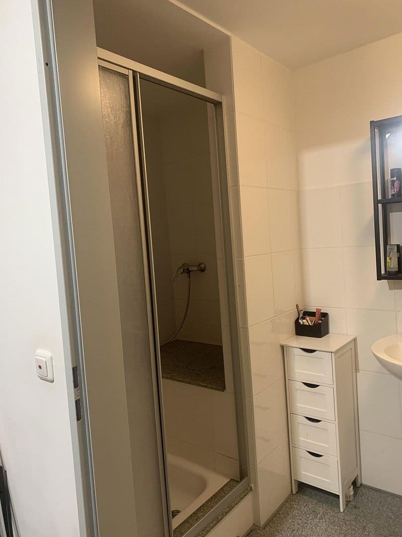 Prenájom bytu 1-izbový 44 m², Lange Straße 13, Osnabrück, Dolné Sasko Prenájom bytu 1-izbový 44 m², Lange Straße 13, Osnabrück, Dolné Sasko