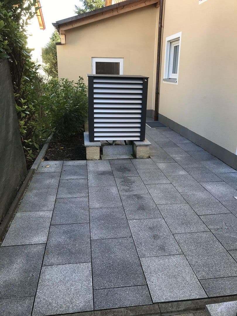 Predaj domu 227 m², pozemek 286 m², Tainger Straße 15f, Pastetten, Bavorsko Predaj domu 227 m², pozemek 286 m², Tainger Straße 15f, Pastetten, Bavorsko