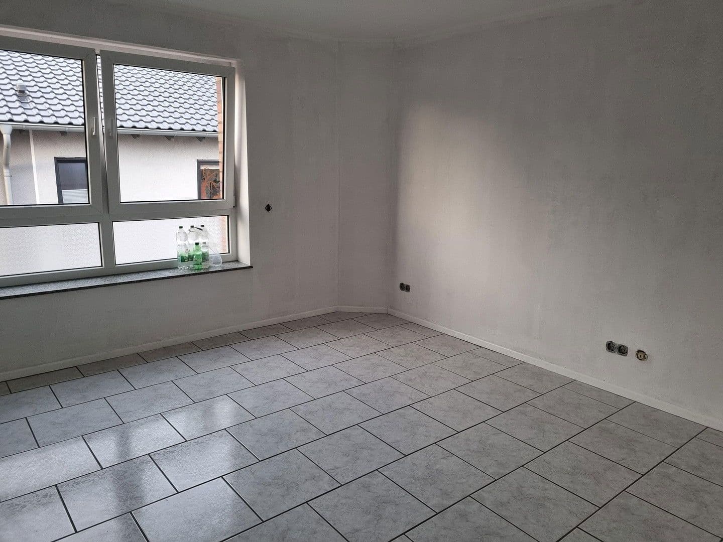 Prenájom bytu 2-izbový 65 m², Niederzier, Severné Porýnie - Westfálsko Prenájom bytu 2-izbový 65 m², Niederzier, Severné Porýnie - Westfálsko