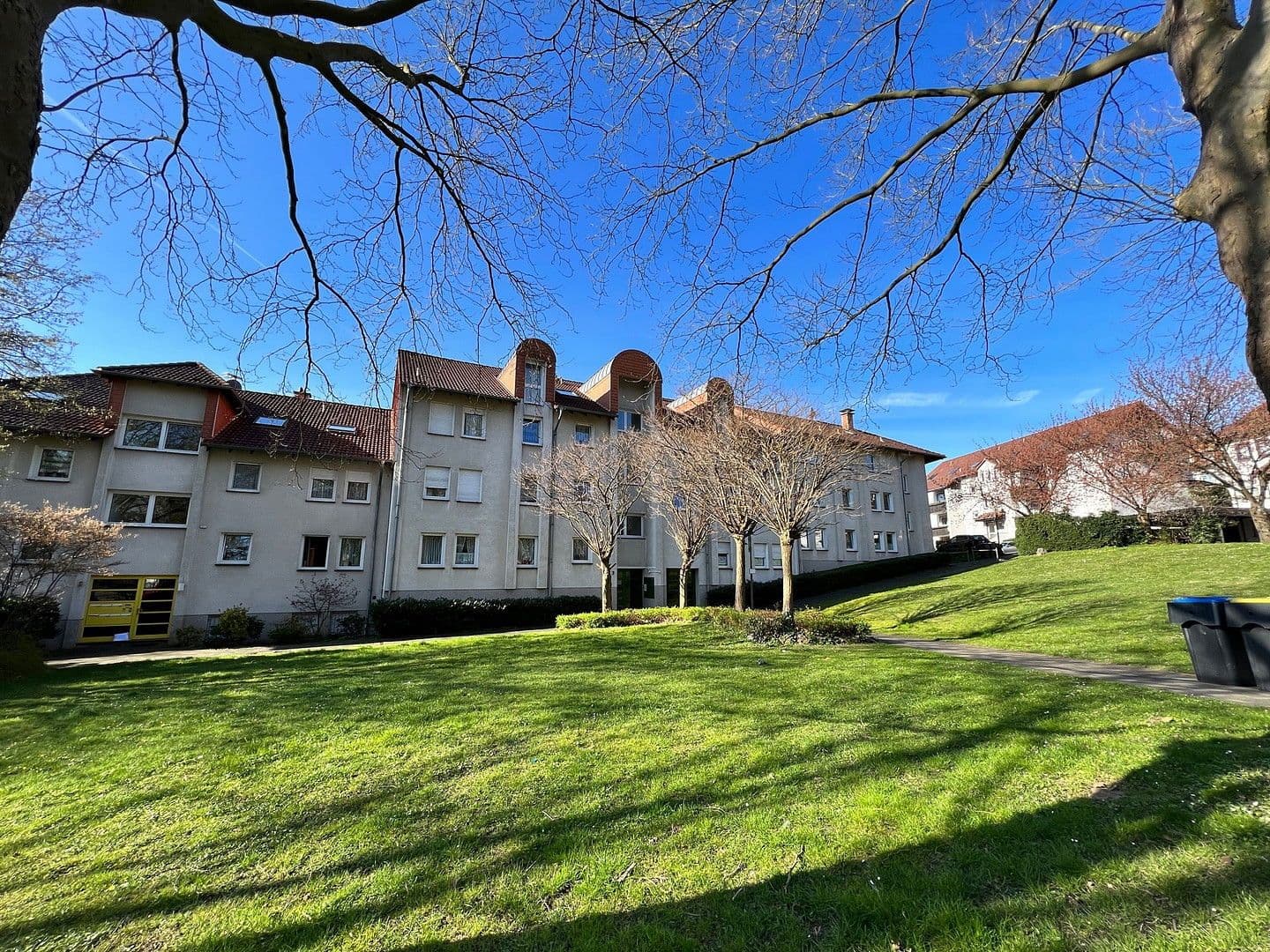 Prenájom bytu 4-izbový 90 m², Zimmerstr. 36, Iserlohn, Severné Porýnie - Westfálsko Prenájom bytu 4-izbový 90 m², Zimmerstr. 36, Iserlohn, Severné Porýnie - Westfálsko