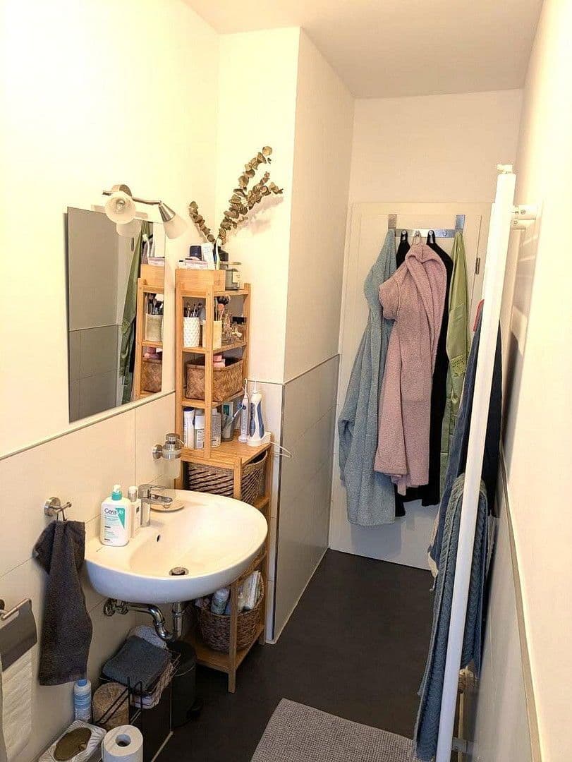 Prenájom bytu 2-izbový 70 m², Von-der-Tann-Straße 25, Dortmund, Severné Porýnie - Westfálsko Prenájom bytu 2-izbový 70 m², Von-der-Tann-Straße 25, Dortmund, Severné Porýnie - Westfálsko