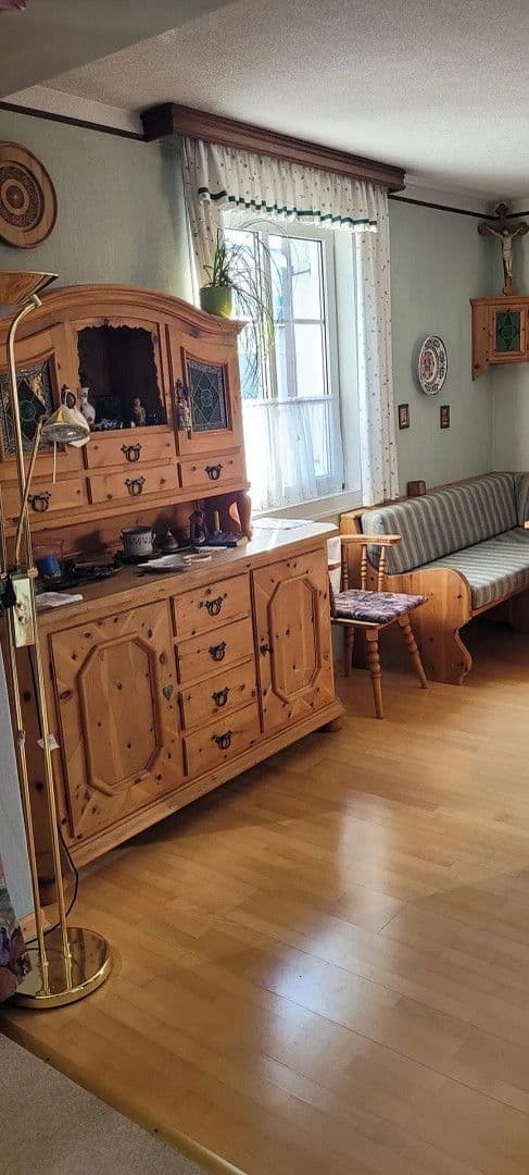 Predaj domu 210 m², pozemek 605 m², Weitraerstrasse 10, Gmünd, Dolné Rakúsko Predaj domu 210 m², pozemek 605 m², Weitraerstrasse 10, Gmünd, Dolné Rakúsko