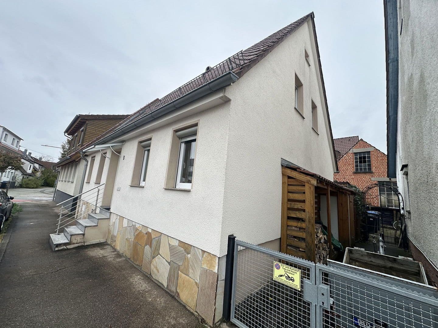 Predaj domu 110 m², pozemek 173 m², Eisingen, Bádensko-Wurttembersko Predaj domu 110 m², pozemek 173 m², Eisingen, Bádensko-Wurttembersko