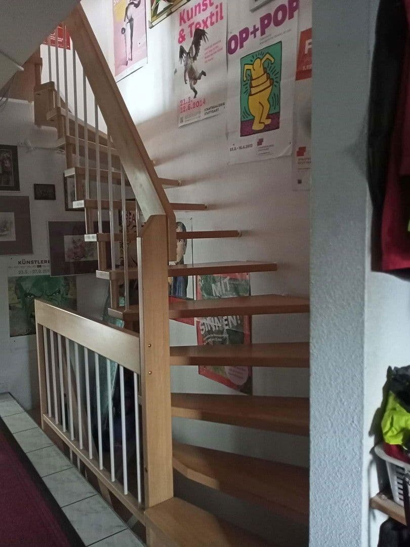 Predaj domu 168 m², pozemek 262 m², Sindelfingen, Bádensko-Wurttembersko Predaj domu 168 m², pozemek 262 m², Sindelfingen, Bádensko-Wurttembersko