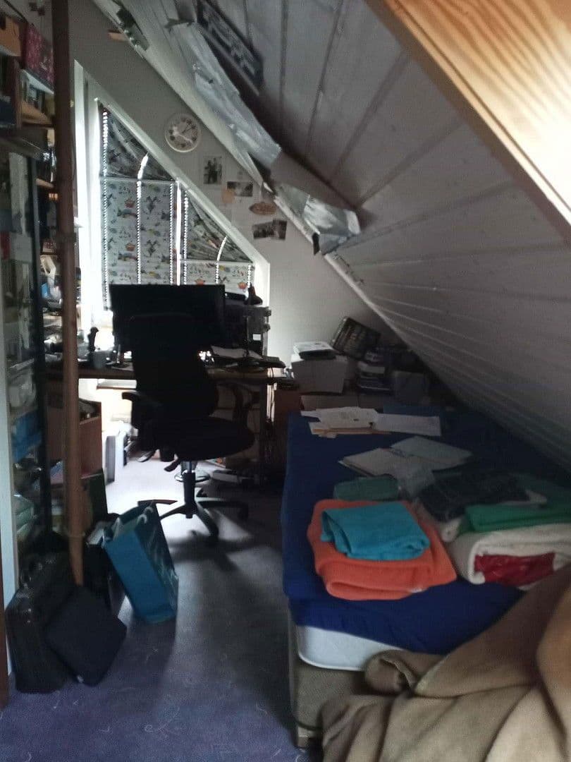 Predaj domu 168 m², pozemek 262 m², Sindelfingen, Bádensko-Wurttembersko Predaj domu 168 m², pozemek 262 m², Sindelfingen, Bádensko-Wurttembersko