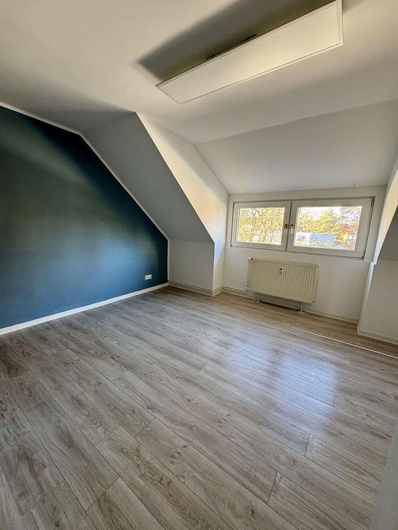 Predaj domu 480 m², pozemek 400 m², Ziebigker Straße 58, Dessau-Rosslau, Sasko-Anhaltsko Predaj domu 480 m², pozemek 400 m², Ziebigker Straße 58, Dessau-Rosslau, Sasko-Anhaltsko