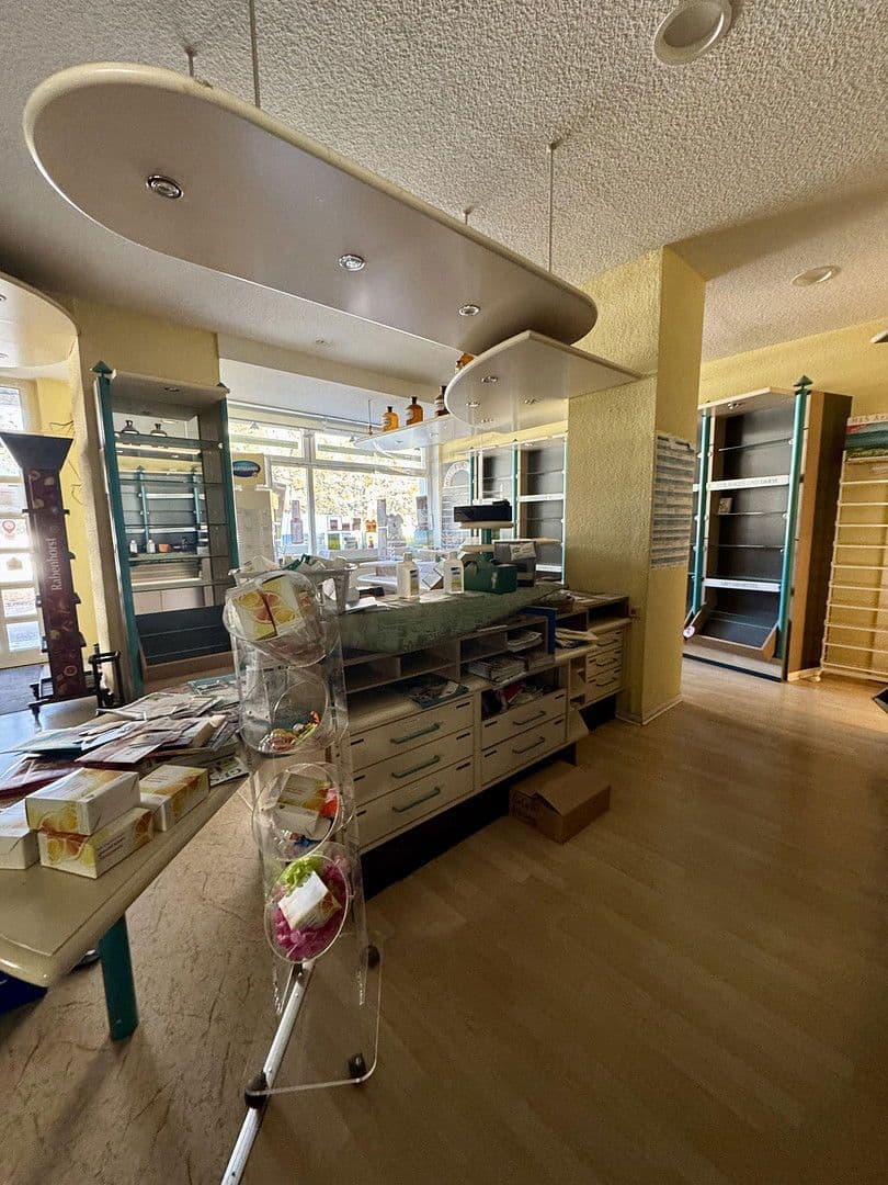 Predaj domu 480 m², pozemek 400 m², Ziebigker Straße 58, Dessau-Rosslau, Sasko-Anhaltsko Predaj domu 480 m², pozemek 400 m², Ziebigker Straße 58, Dessau-Rosslau, Sasko-Anhaltsko