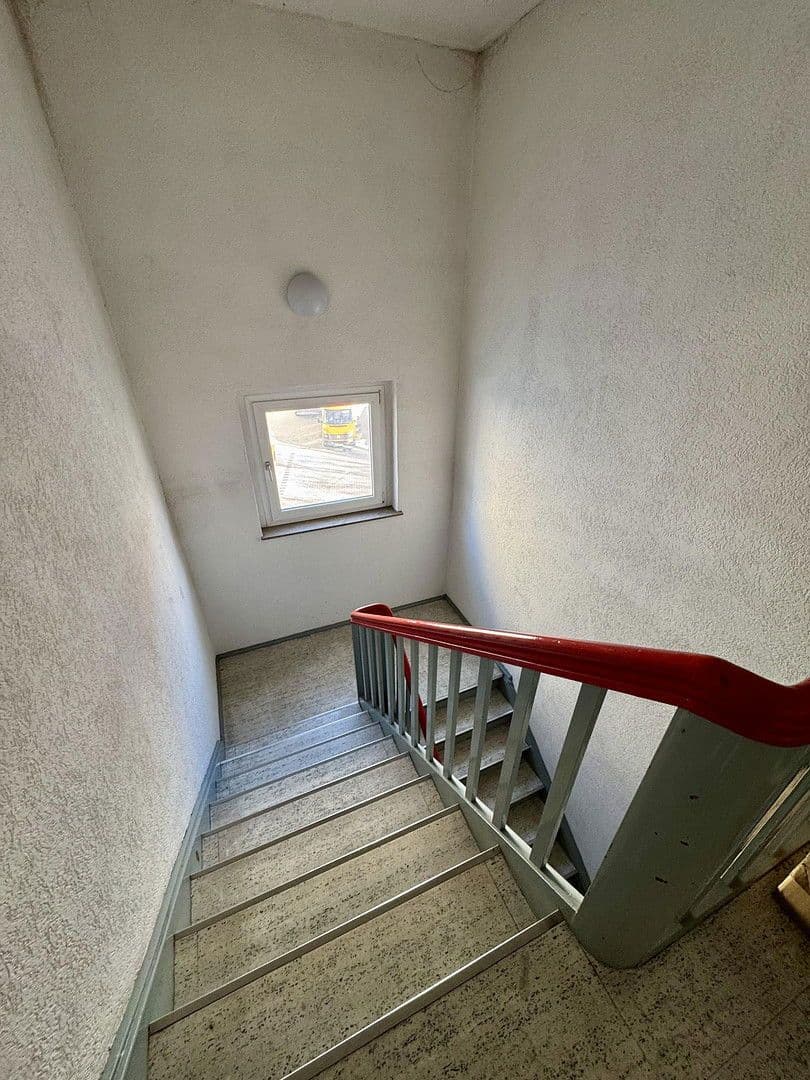 Predaj domu 480 m², pozemek 400 m², Ziebigker Straße 58, Dessau-Rosslau, Sasko-Anhaltsko Predaj domu 480 m², pozemek 400 m², Ziebigker Straße 58, Dessau-Rosslau, Sasko-Anhaltsko