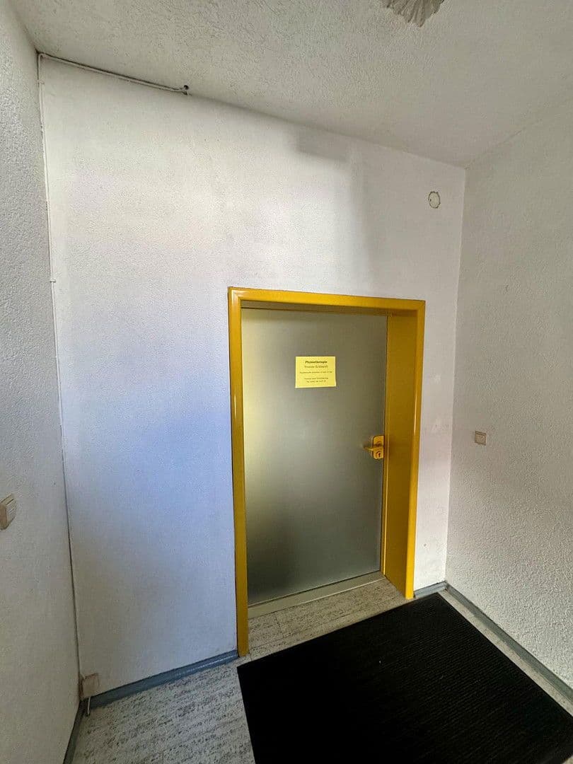 Predaj domu 480 m², pozemek 400 m², Ziebigker Straße 58, Dessau-Rosslau, Sasko-Anhaltsko Predaj domu 480 m², pozemek 400 m², Ziebigker Straße 58, Dessau-Rosslau, Sasko-Anhaltsko