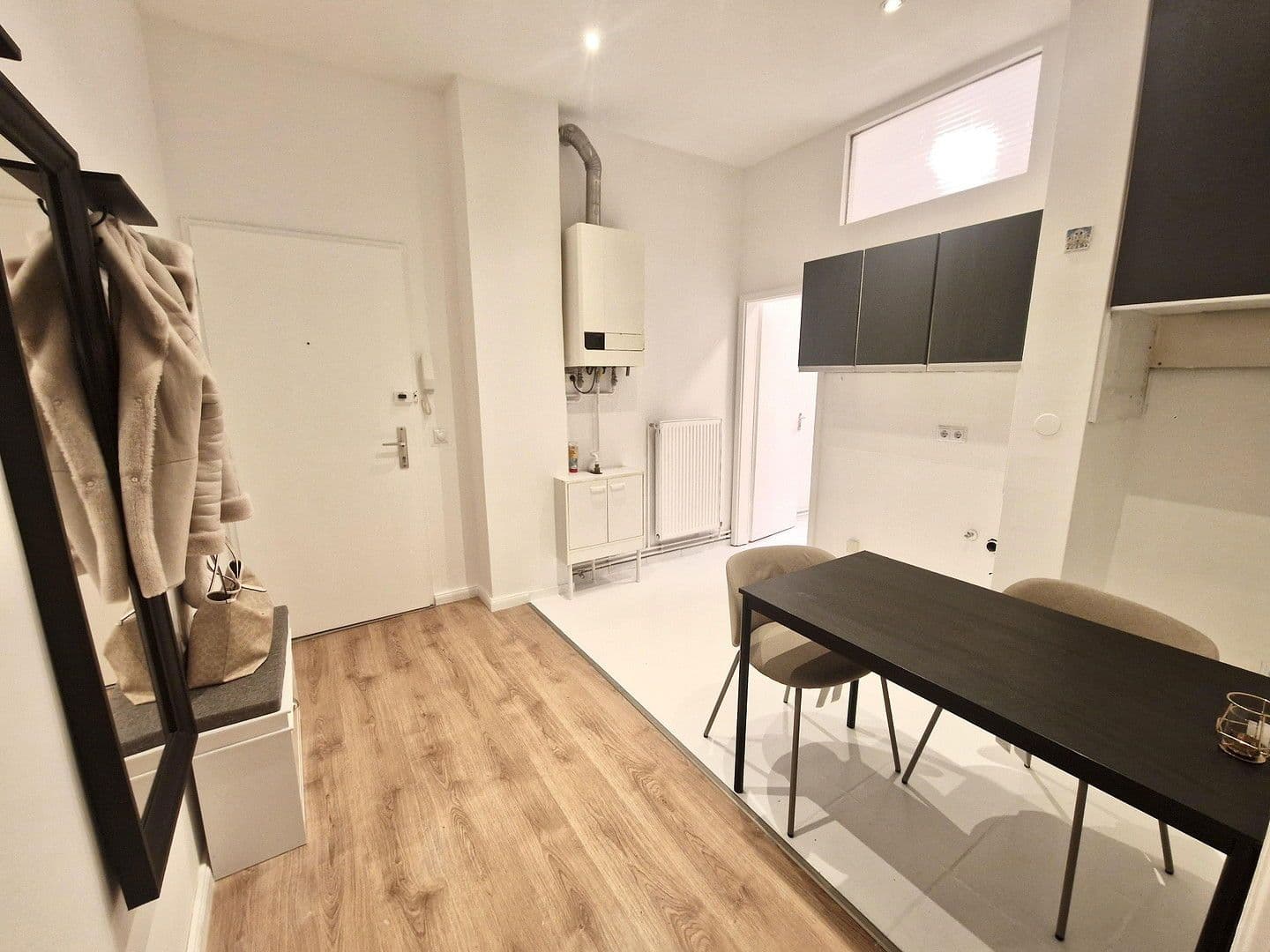 Prenájom bytu 1-izbový 35 m², Winstrasse 5, Berlin, Berlín Prenájom bytu 1-izbový 35 m², Winstrasse 5, Berlin, Berlín