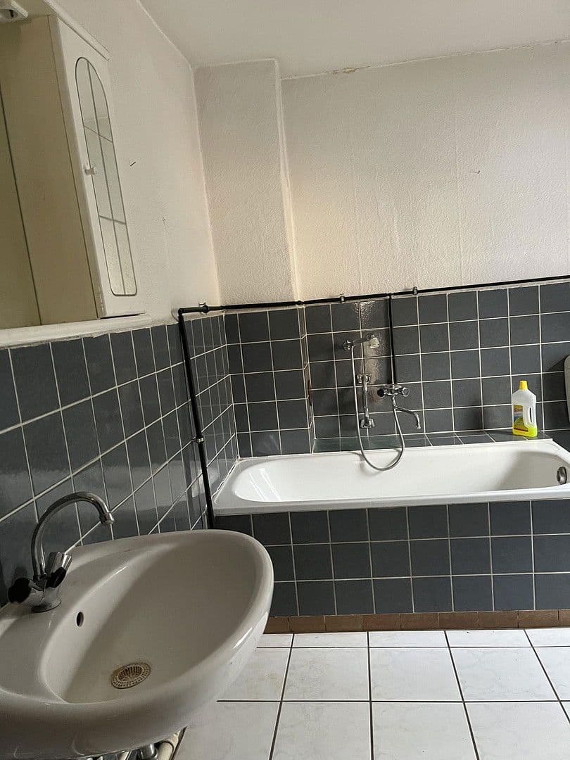 Predaj domu 121 m², pozemek 270 m², Kreuzbergstraße 39, Dessau-Rosslau, Sasko-Anhaltsko Predaj domu 121 m², pozemek 270 m², Kreuzbergstraße 39, Dessau-Rosslau, Sasko-Anhaltsko