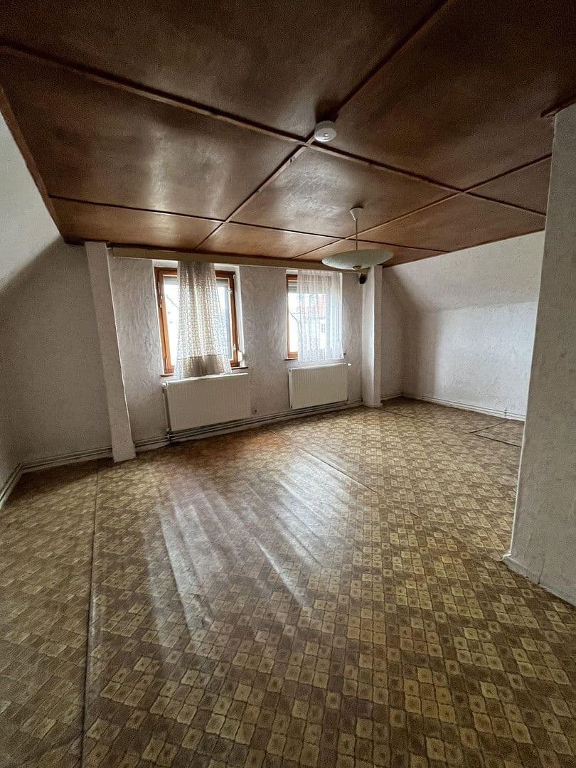 Predaj domu 121 m², pozemek 270 m², Kreuzbergstraße 39, Dessau-Rosslau, Sasko-Anhaltsko Predaj domu 121 m², pozemek 270 m², Kreuzbergstraße 39, Dessau-Rosslau, Sasko-Anhaltsko