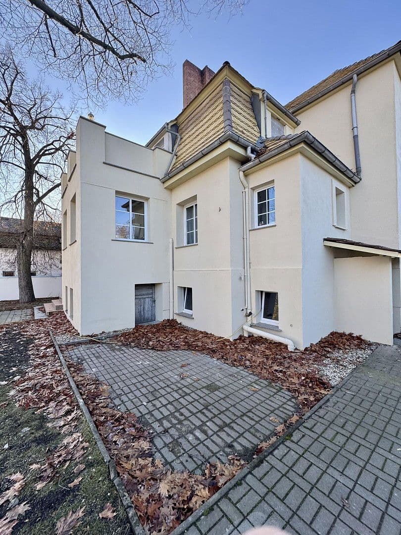 Predaj domu 220 m², pozemek 1.037 m², Heidestraße 147, Dessau-Rosslau, Sasko-Anhaltsko Predaj domu 220 m², pozemek 1.037 m², Heidestraße 147, Dessau-Rosslau, Sasko-Anhaltsko