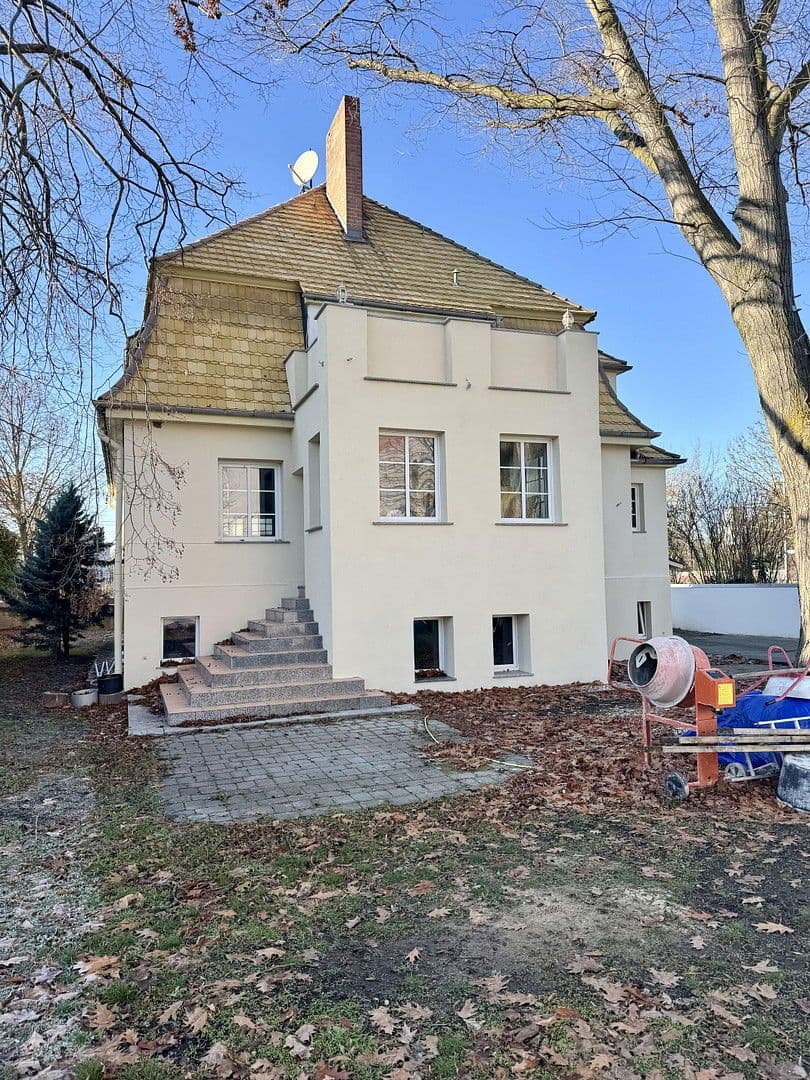 Predaj domu 220 m², pozemek 1.037 m², Heidestraße 147, Dessau-Rosslau, Sasko-Anhaltsko Predaj domu 220 m², pozemek 1.037 m², Heidestraße 147, Dessau-Rosslau, Sasko-Anhaltsko