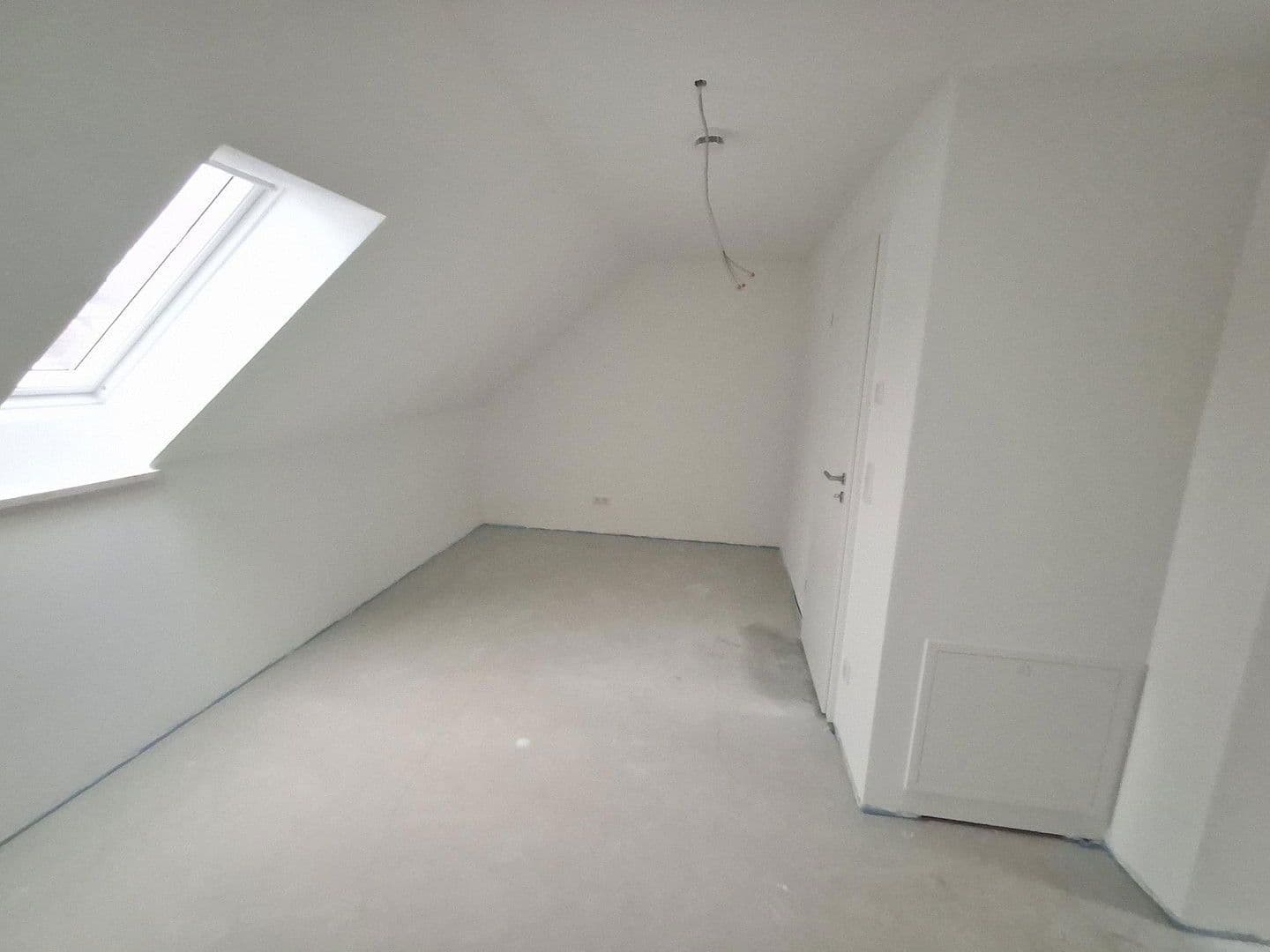 Predaj domu 105 m², pozemek 265 m², Ingolstadt, Bavorsko Predaj domu 105 m², pozemek 265 m², Ingolstadt, Bavorsko