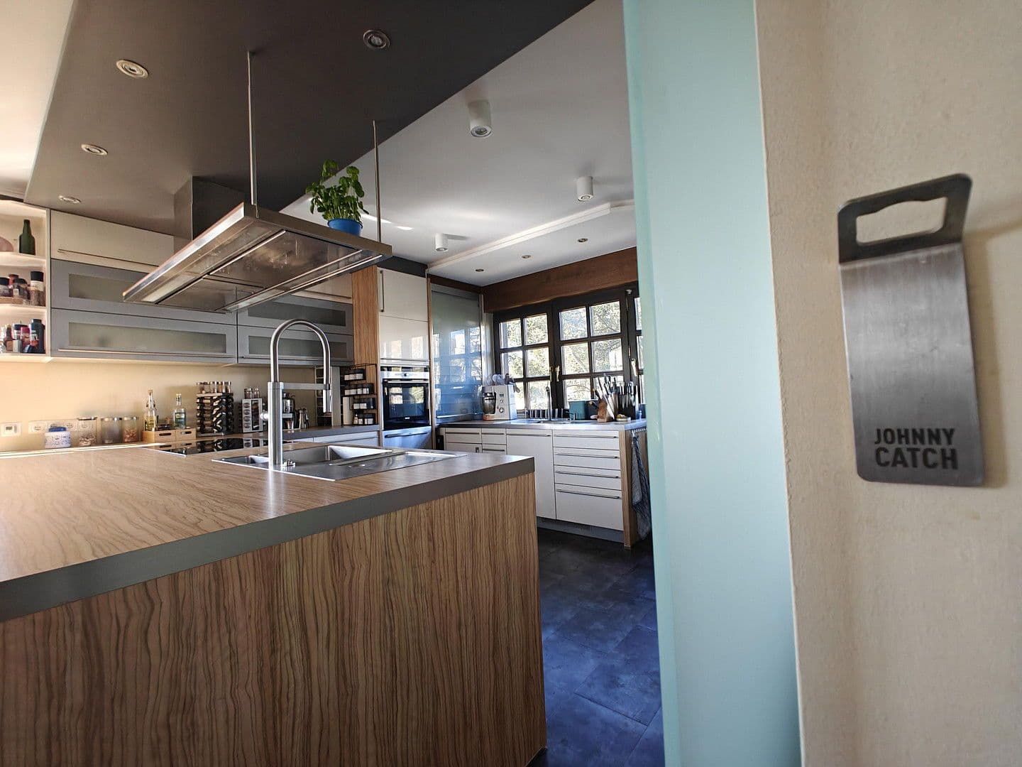 Predaj domu 493 m², pozemek 1.531 m², Glashütten, Hesensko Predaj domu 493 m², pozemek 1.531 m², Glashütten, Hesensko