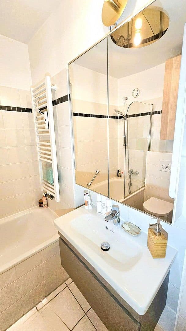 Predaj bytu 3-izbový 69 m², Heßstraße 31, München, Bavorsko Predaj bytu 3-izbový 69 m², Heßstraße 31, München, Bavorsko