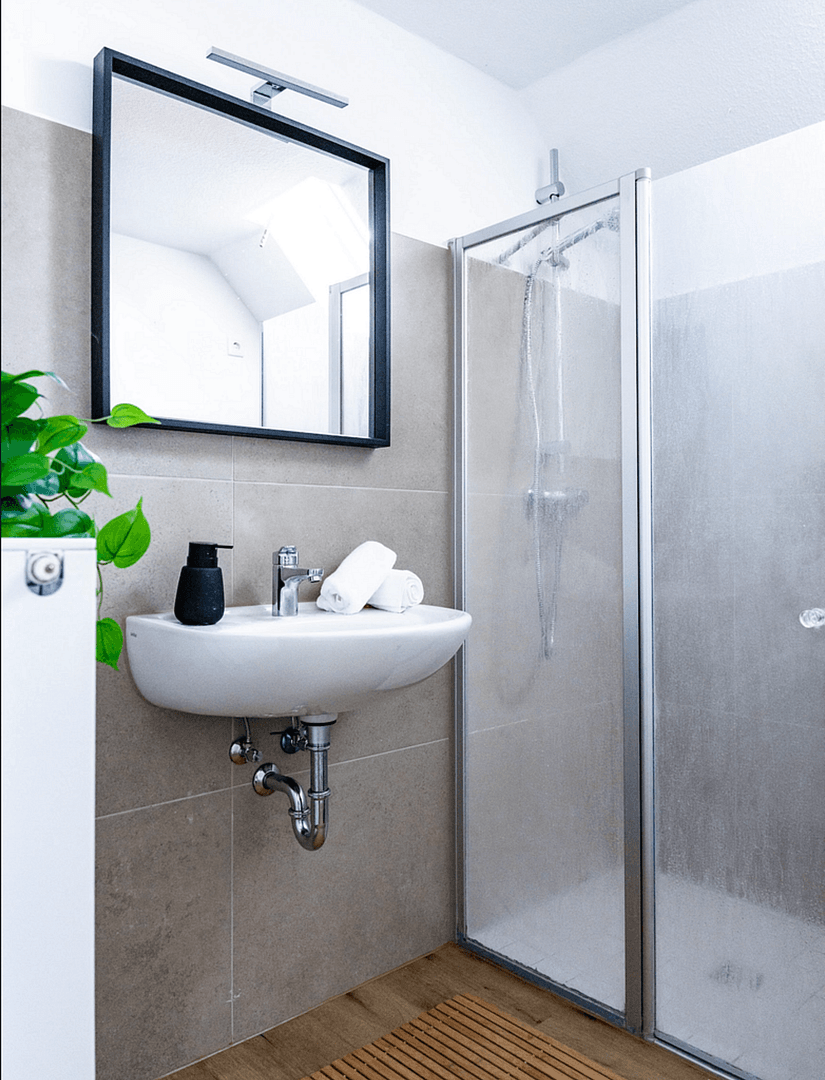 Predaj domu 115 m², pozemek 290 m², Bremerhaven, Brémy Predaj domu 115 m², pozemek 290 m², Bremerhaven, Brémy