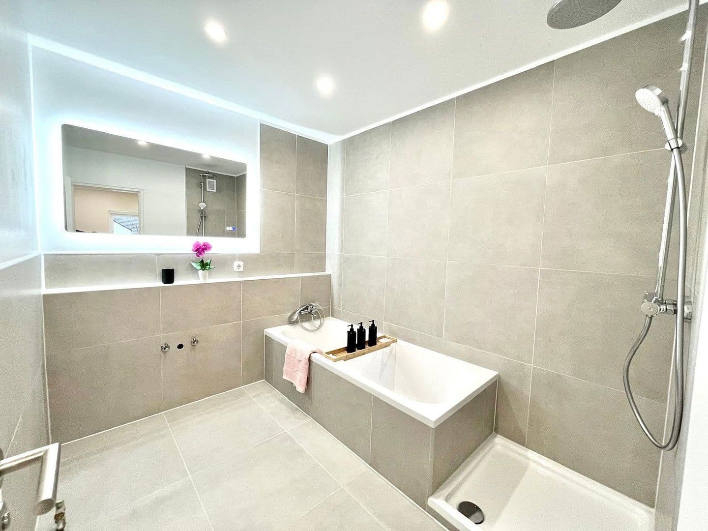 Predaj bytu 3-izbový 86 m², Augsburg, Bavorsko Predaj bytu 3-izbový 86 m², Augsburg, Bavorsko