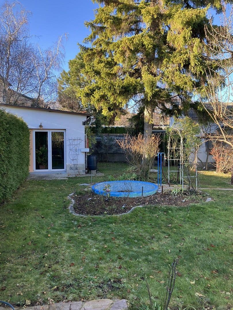 Predaj domu 100 m², pozemek 427 m², Gumpoldskirchen, Dolné Rakúsko Predaj domu 100 m², pozemek 427 m², Gumpoldskirchen, Dolné Rakúsko