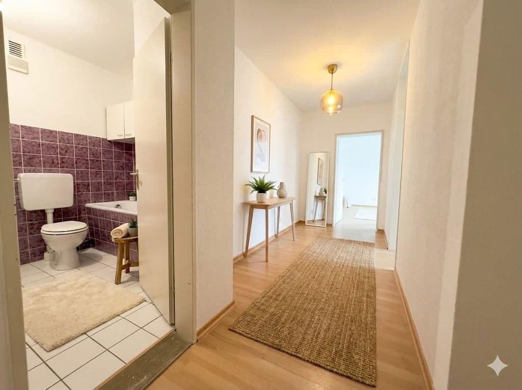 Prenájom bytu 3-izbový 105 m², Siegen, Severné Porýnie - Westfálsko Prenájom bytu 3-izbový 105 m², Siegen, Severné Porýnie - Westfálsko