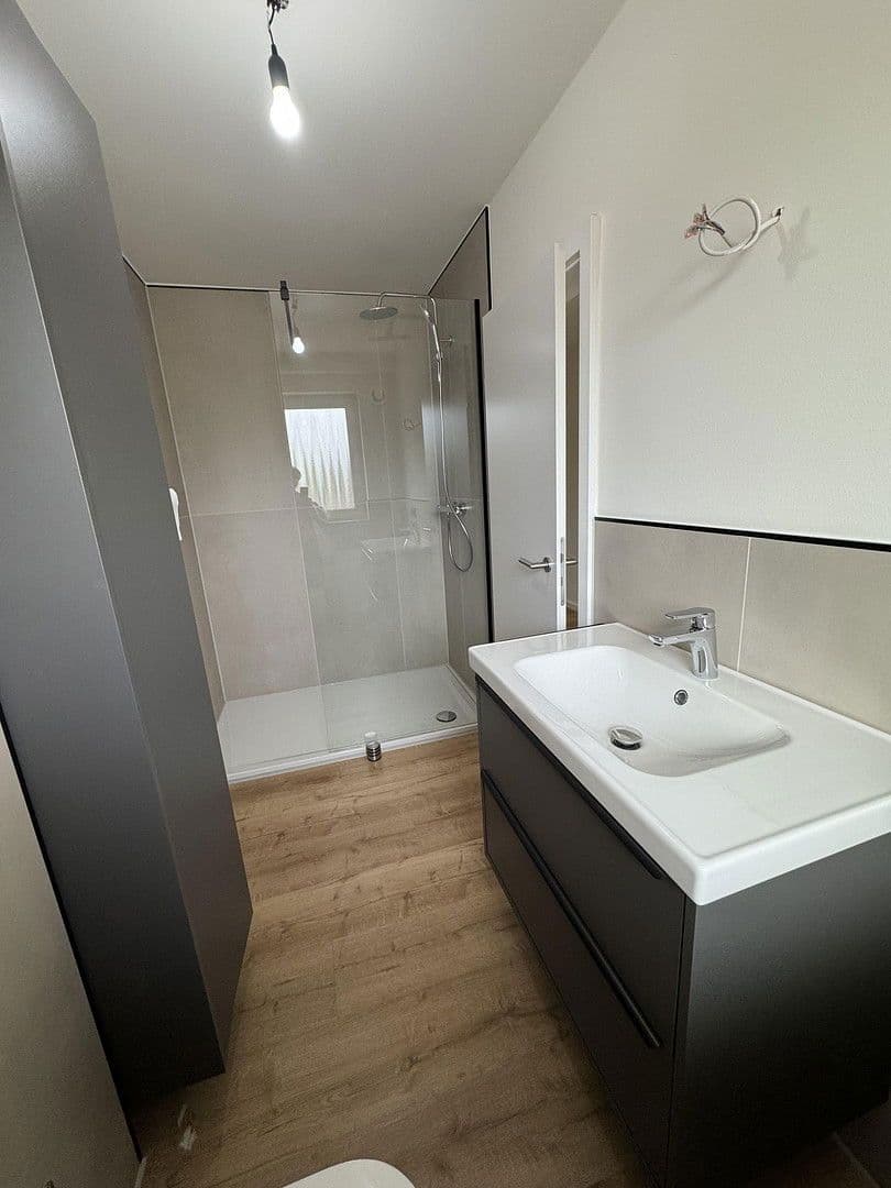 Prenájom bytu 2-izbový 79 m², Achim, Dolné Sasko Prenájom bytu 2-izbový 79 m², Achim, Dolné Sasko