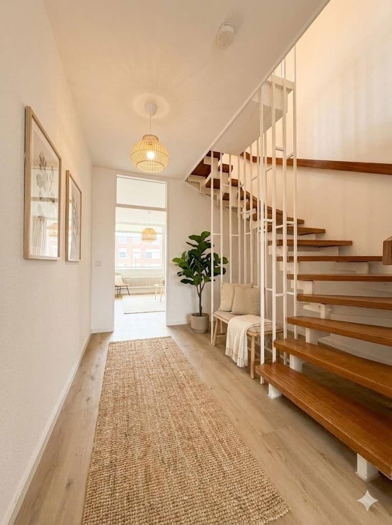 Prenájom bytu 4-izbový 114 m², Siegen, Severné Porýnie - Westfálsko Prenájom bytu 4-izbový 114 m², Siegen, Severné Porýnie - Westfálsko