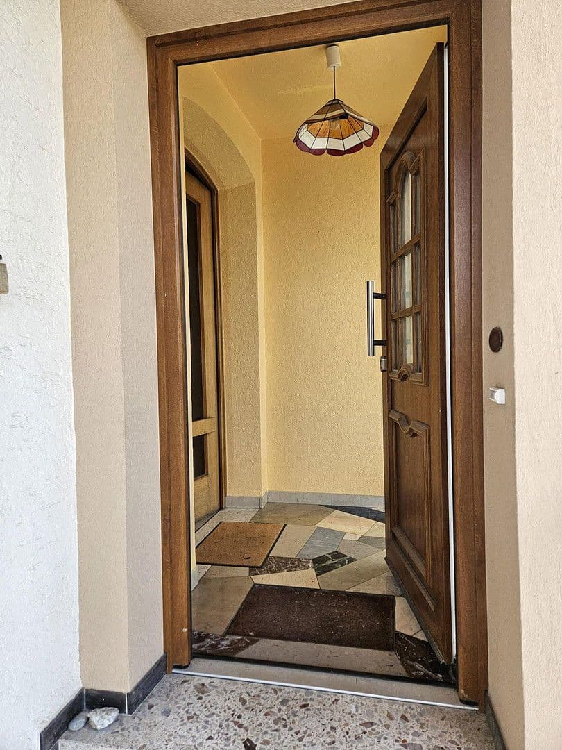 Predaj domu 196 m², pozemek 482 m², Böblingen, Bádensko-Wurttembersko Predaj domu 196 m², pozemek 482 m², Böblingen, Bádensko-Wurttembersko