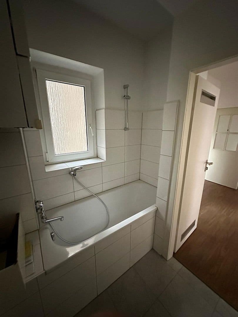 Predaj domu 520 m², pozemek 150 m², Konkordiastrasse 111, Düsseldorf, Severné Porýnie - Westfálsko Predaj domu 520 m², pozemek 150 m², Konkordiastrasse 111, Düsseldorf, Severné Porýnie - Westfálsko