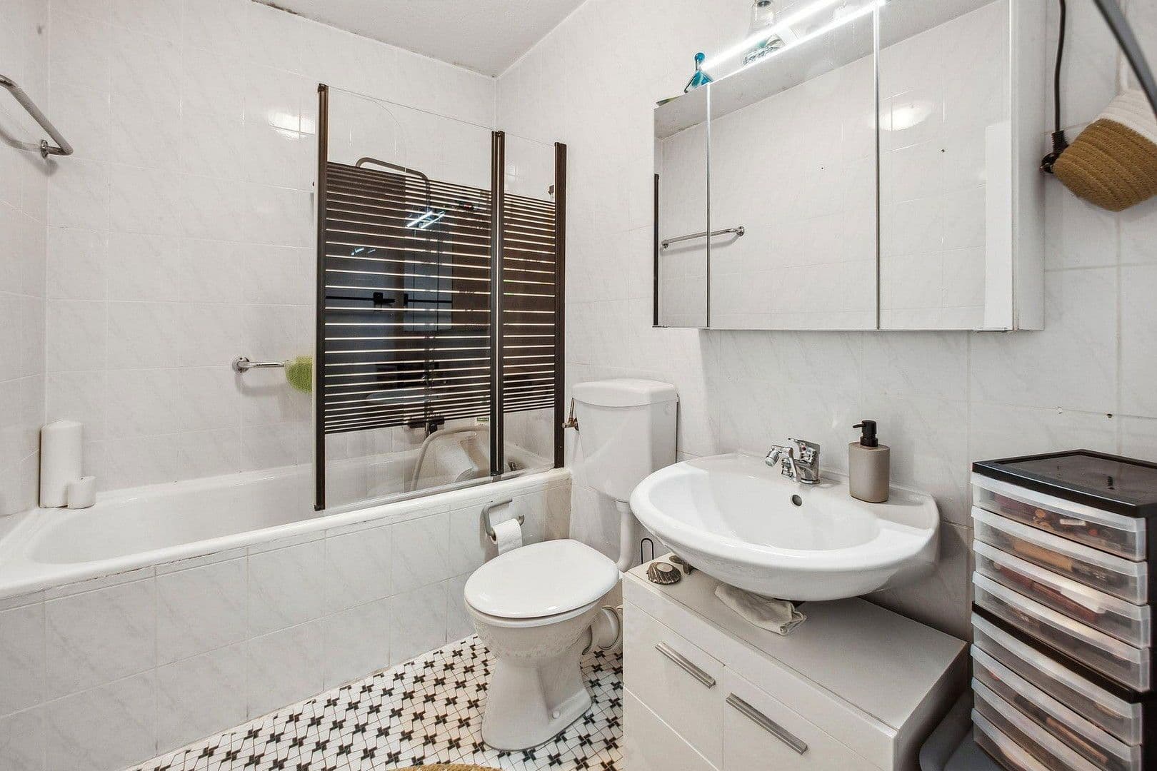 Predaj bytu 2-izbový 60 m², Heusenstamm, Hesensko Predaj bytu 2-izbový 60 m², Heusenstamm, Hesensko