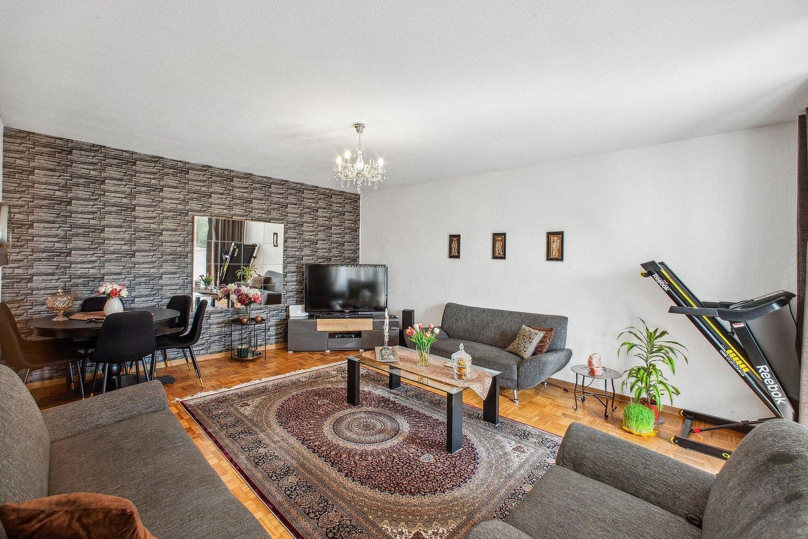 Predaj bytu 2-izbový 60 m², Heusenstamm, Hesensko Predaj bytu 2-izbový 60 m², Heusenstamm, Hesensko